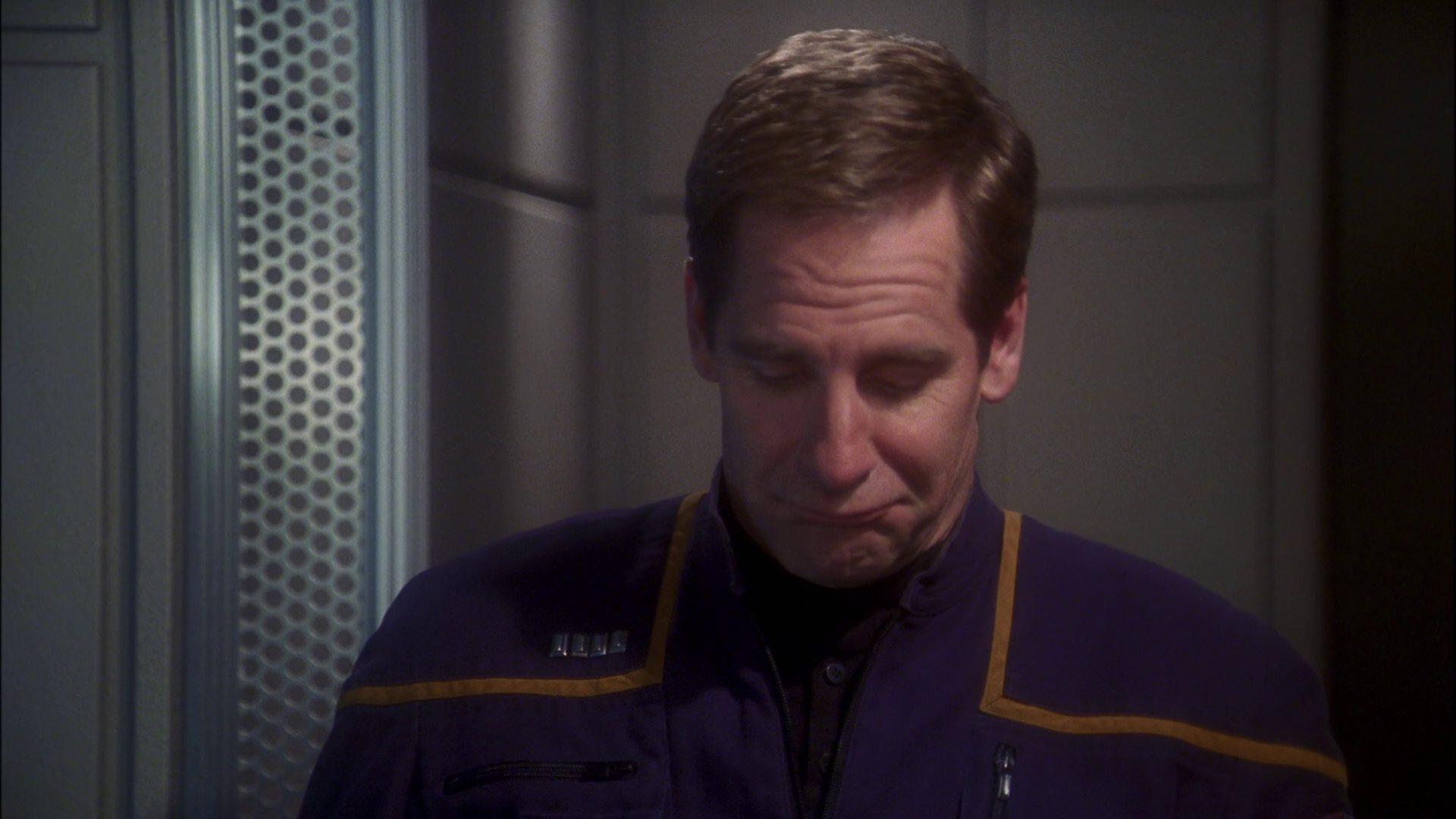 extant_StarTrek_ENT_1x23-FallenHero_0123.jpg