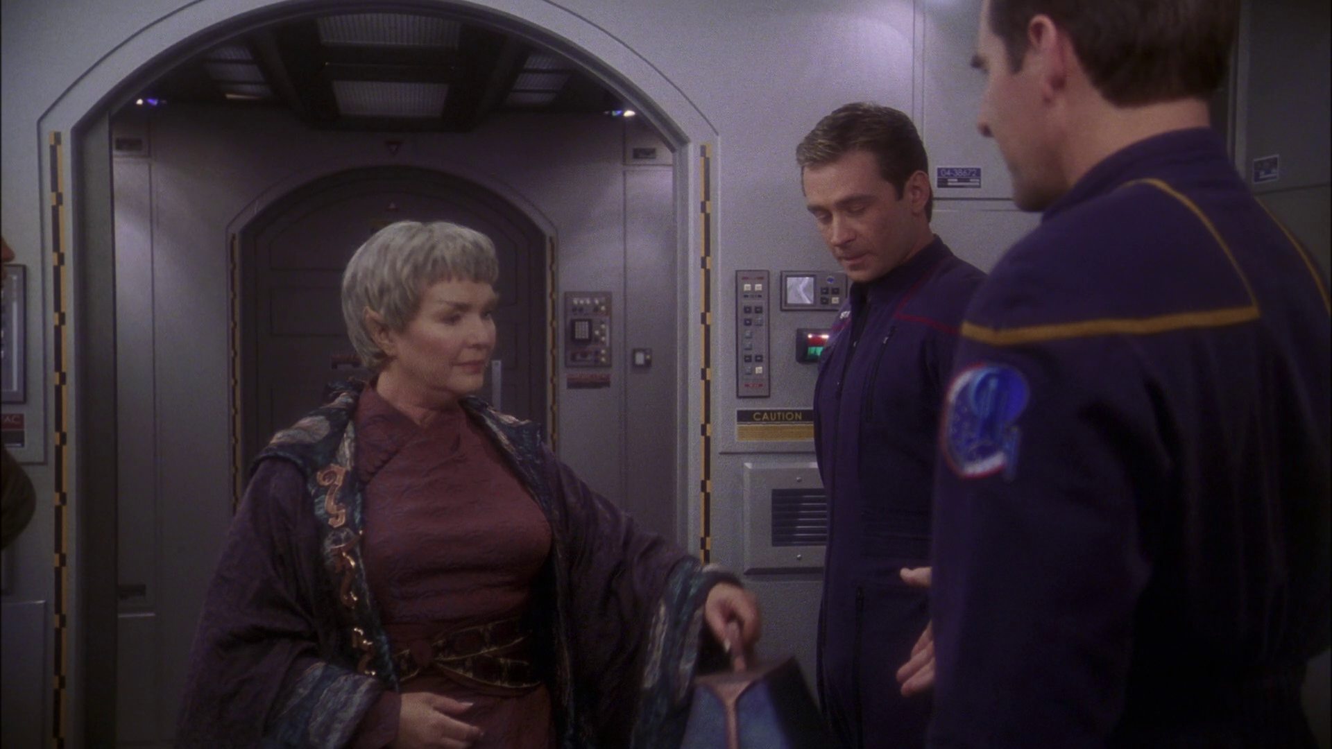 extant_StarTrek_ENT_1x23-FallenHero_0687.jpg