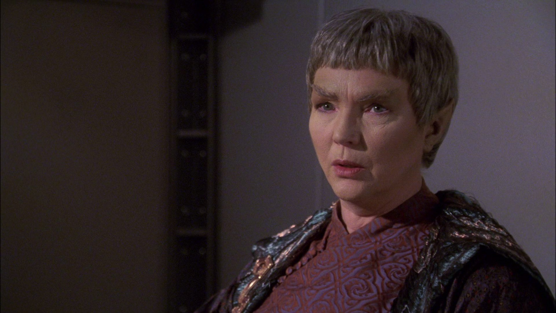 extant_StarTrek_ENT_1x23-FallenHero_0812.jpg
