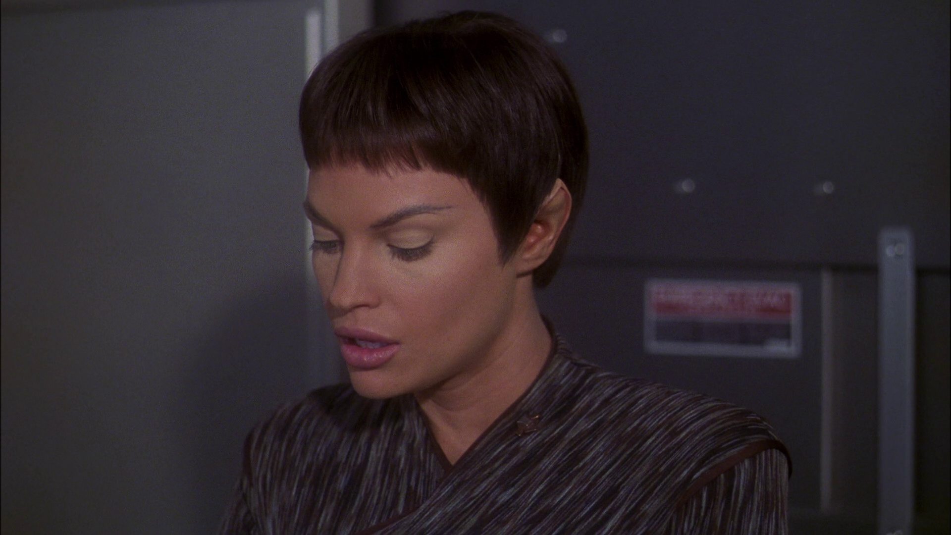 extant_StarTrek_ENT_1x23-FallenHero_0859.jpg
