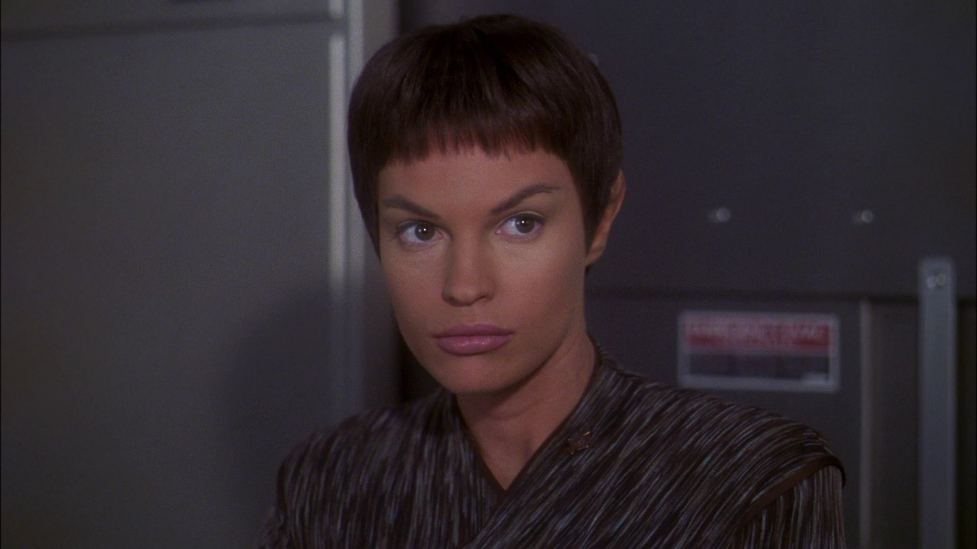 extant_StarTrek_ENT_1x23-FallenHero_0878.jpg