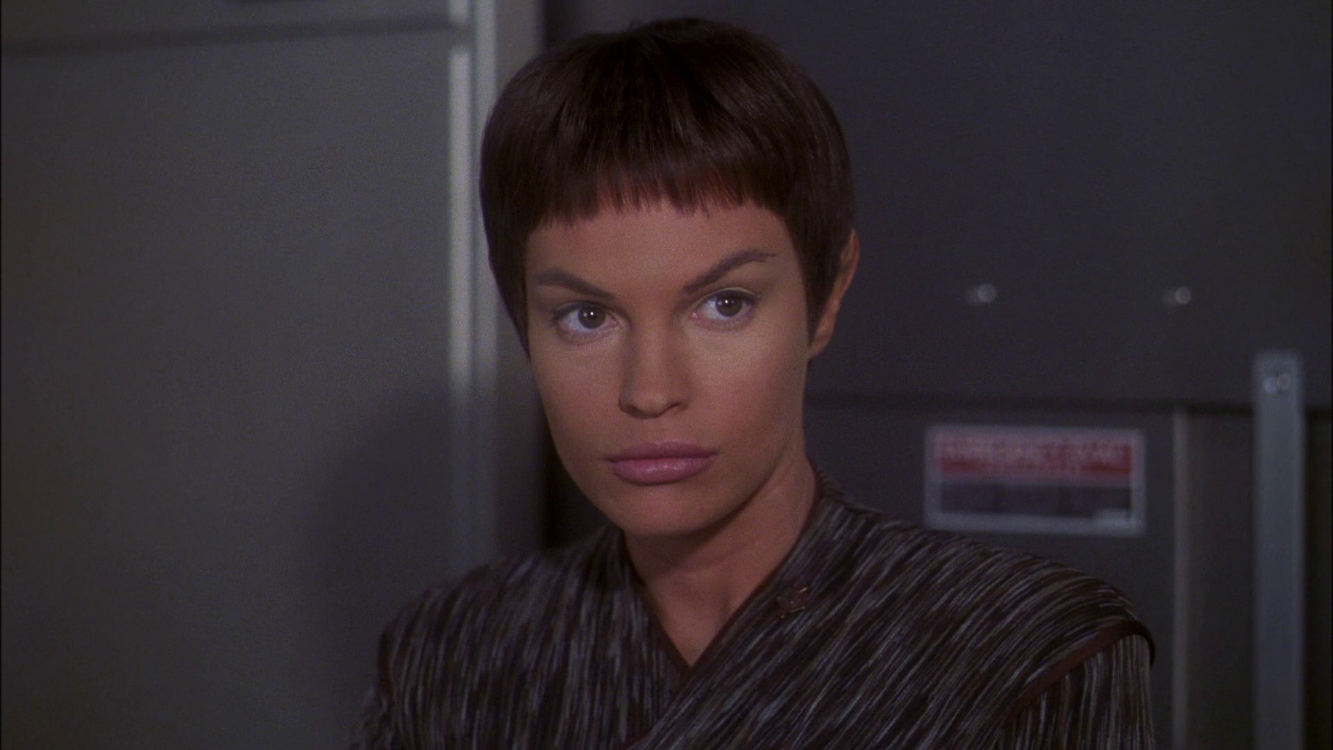extant_StarTrek_ENT_1x23-FallenHero_0879.jpg