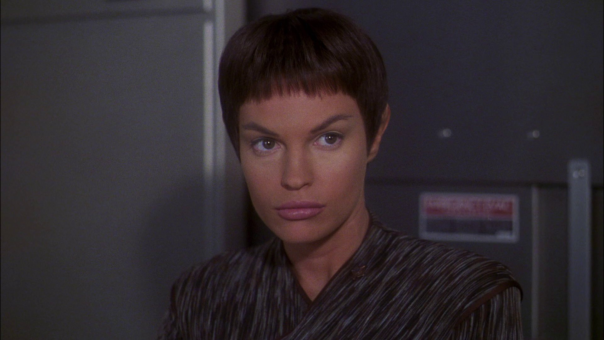 extant_StarTrek_ENT_1x23-FallenHero_0880.jpg