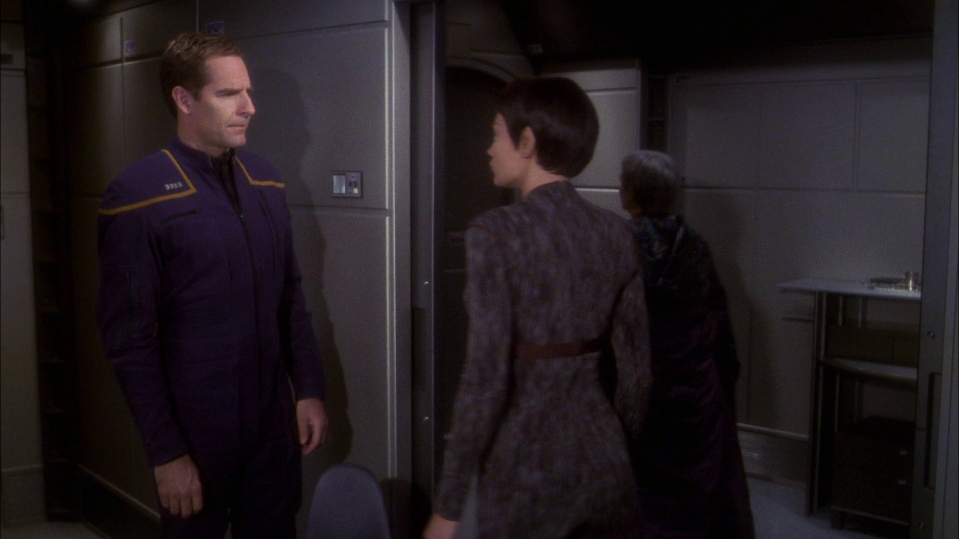 extant_StarTrek_ENT_1x23-FallenHero_0939.jpg