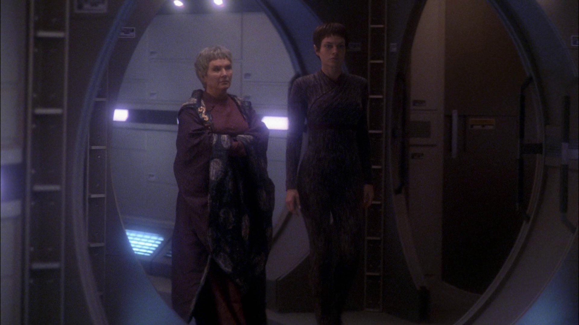 extant_StarTrek_ENT_1x23-FallenHero_0948.jpg