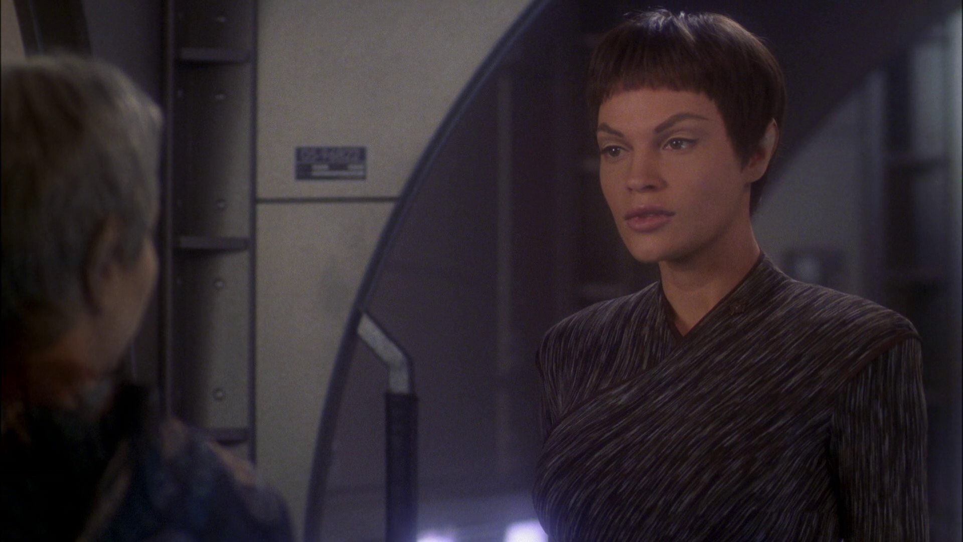 extant_StarTrek_ENT_1x23-FallenHero_0986.jpg