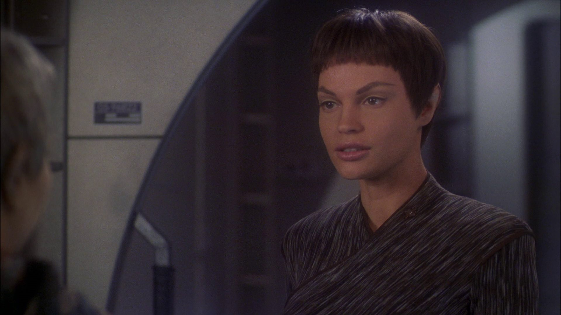 extant_StarTrek_ENT_1x23-FallenHero_1006.jpg