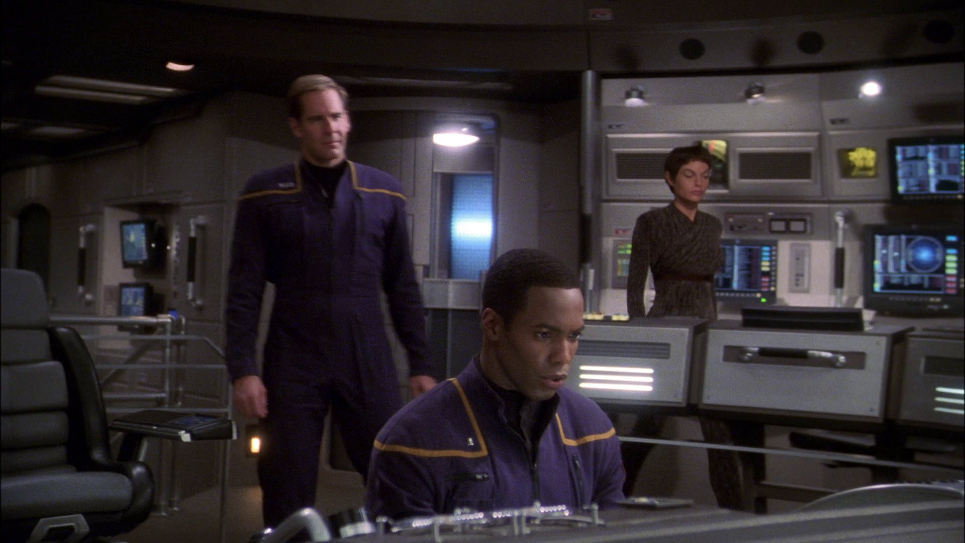 extant_StarTrek_ENT_1x23-FallenHero_1201.jpg
