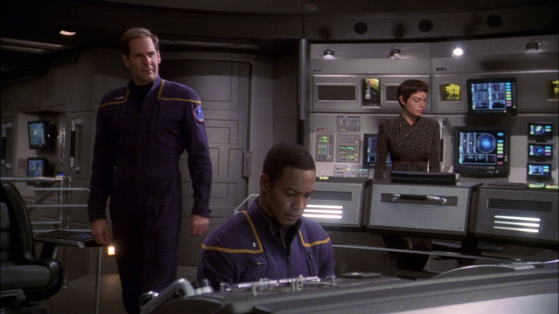 extant_StarTrek_ENT_1x23-FallenHero_1202.jpg