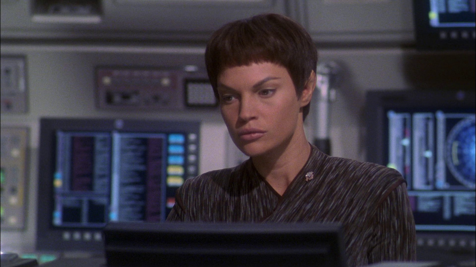 extant_StarTrek_ENT_1x23-FallenHero_1465.jpg