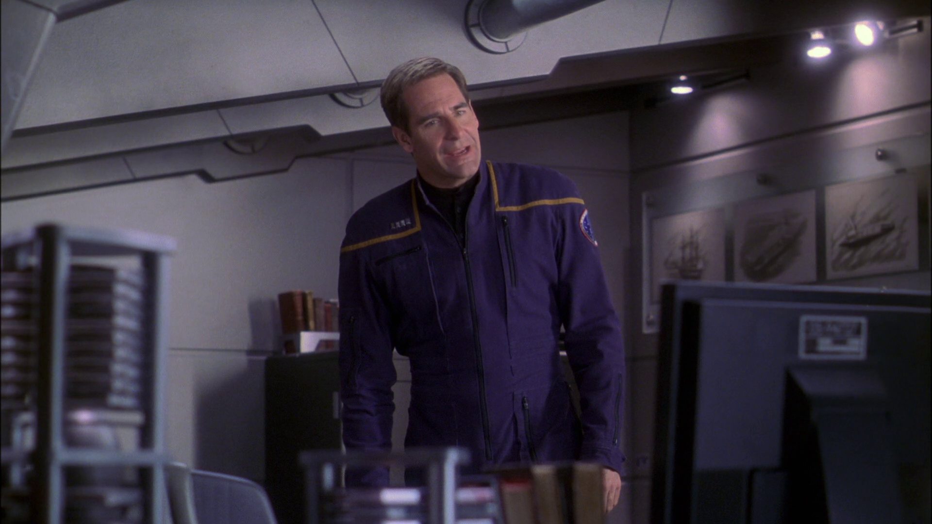 extant_StarTrek_ENT_1x23-FallenHero_1625.jpg