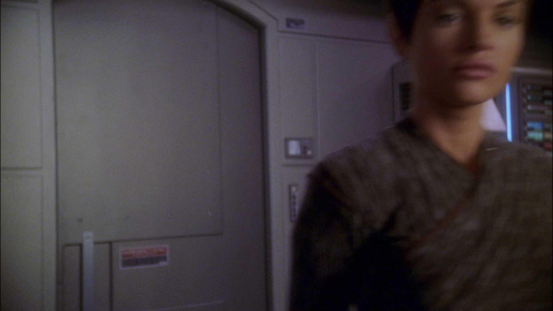 extant_StarTrek_ENT_1x23-FallenHero_1716.jpg