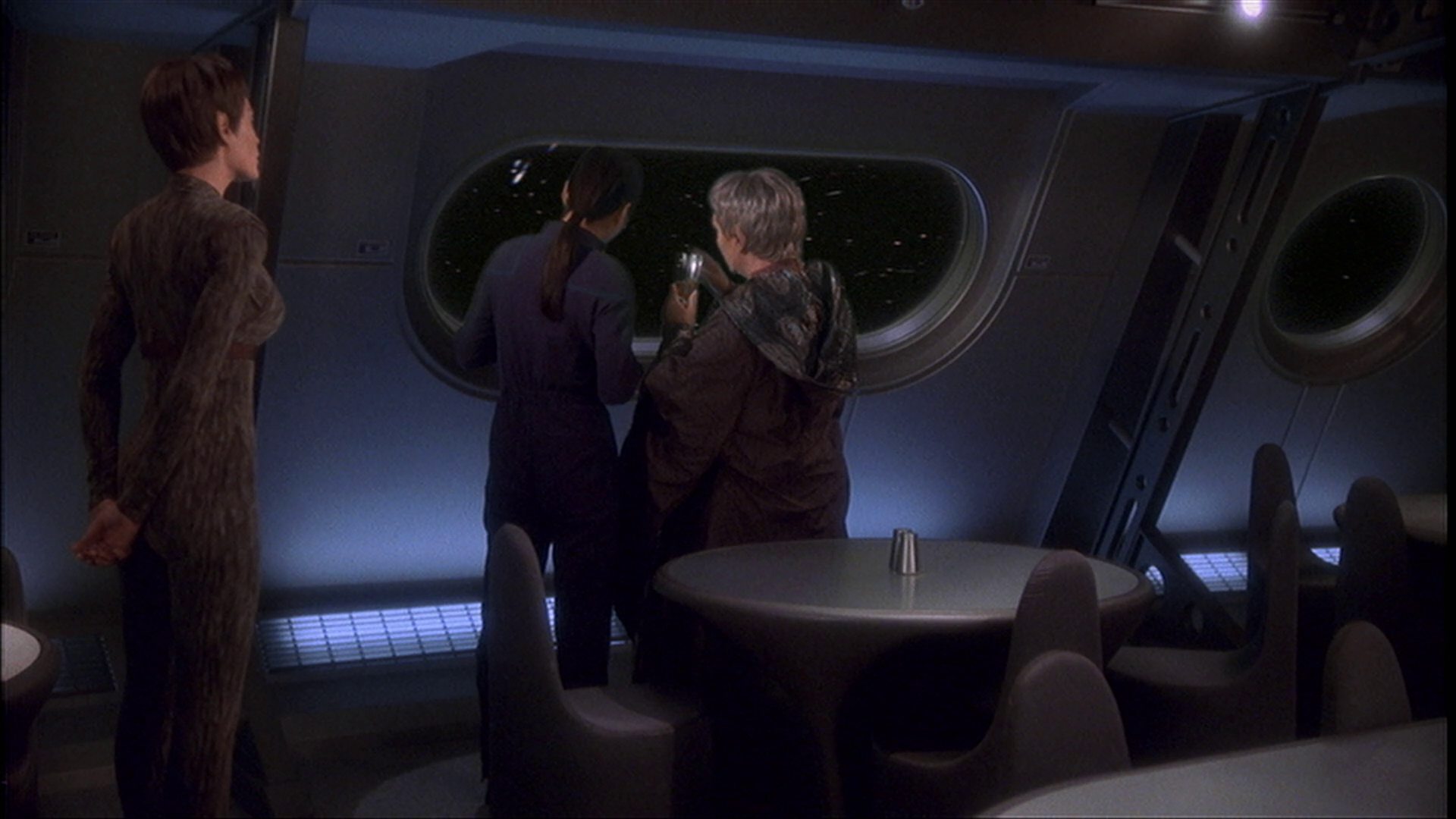 extant_StarTrek_ENT_1x23-FallenHero_1721.jpg