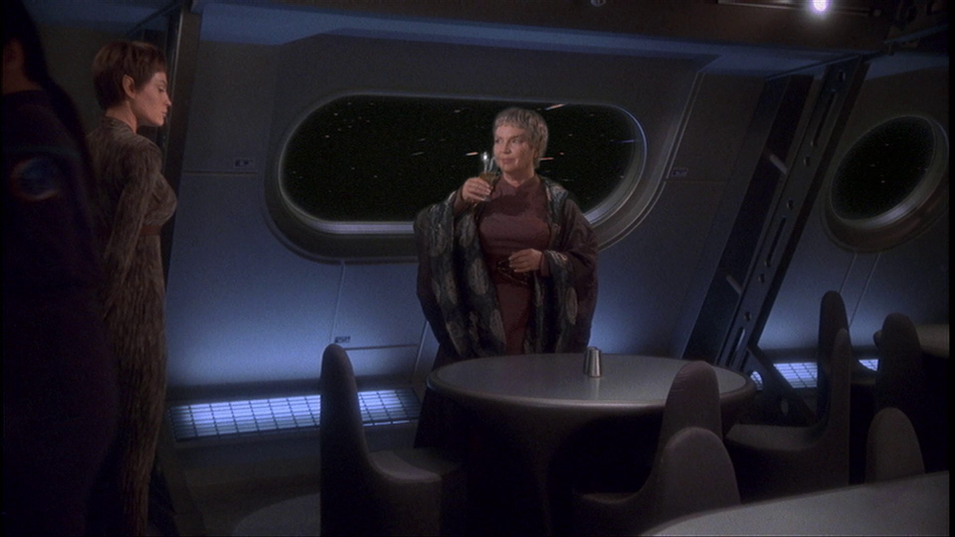 extant_StarTrek_ENT_1x23-FallenHero_1764.jpg