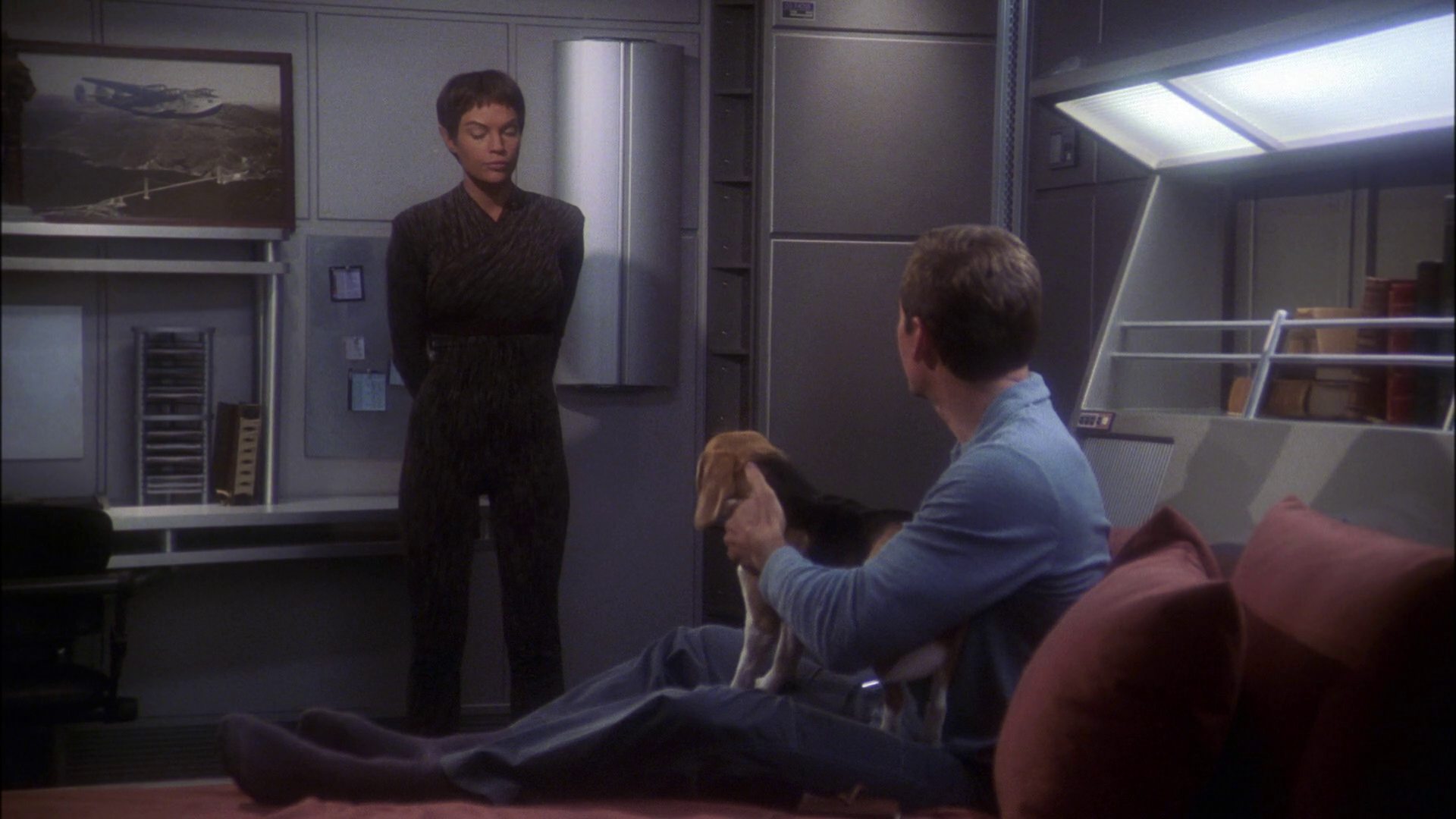 extant_StarTrek_ENT_1x23-FallenHero_1990.jpg
