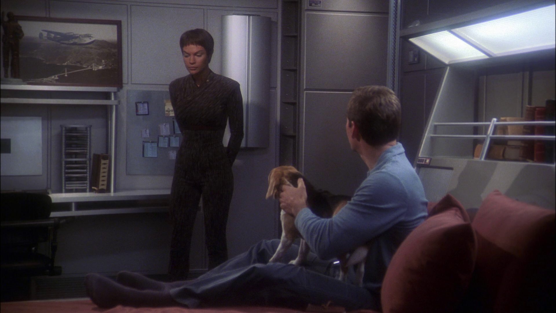 extant_StarTrek_ENT_1x23-FallenHero_1991.jpg
