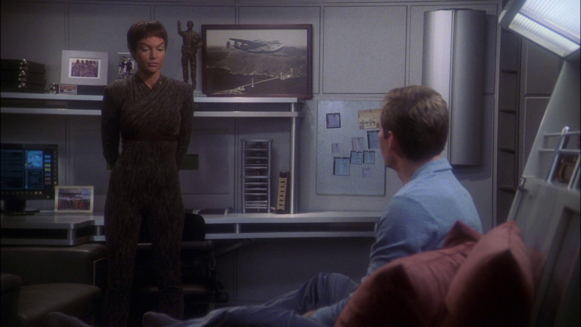 extant_StarTrek_ENT_1x23-FallenHero_2017.jpg