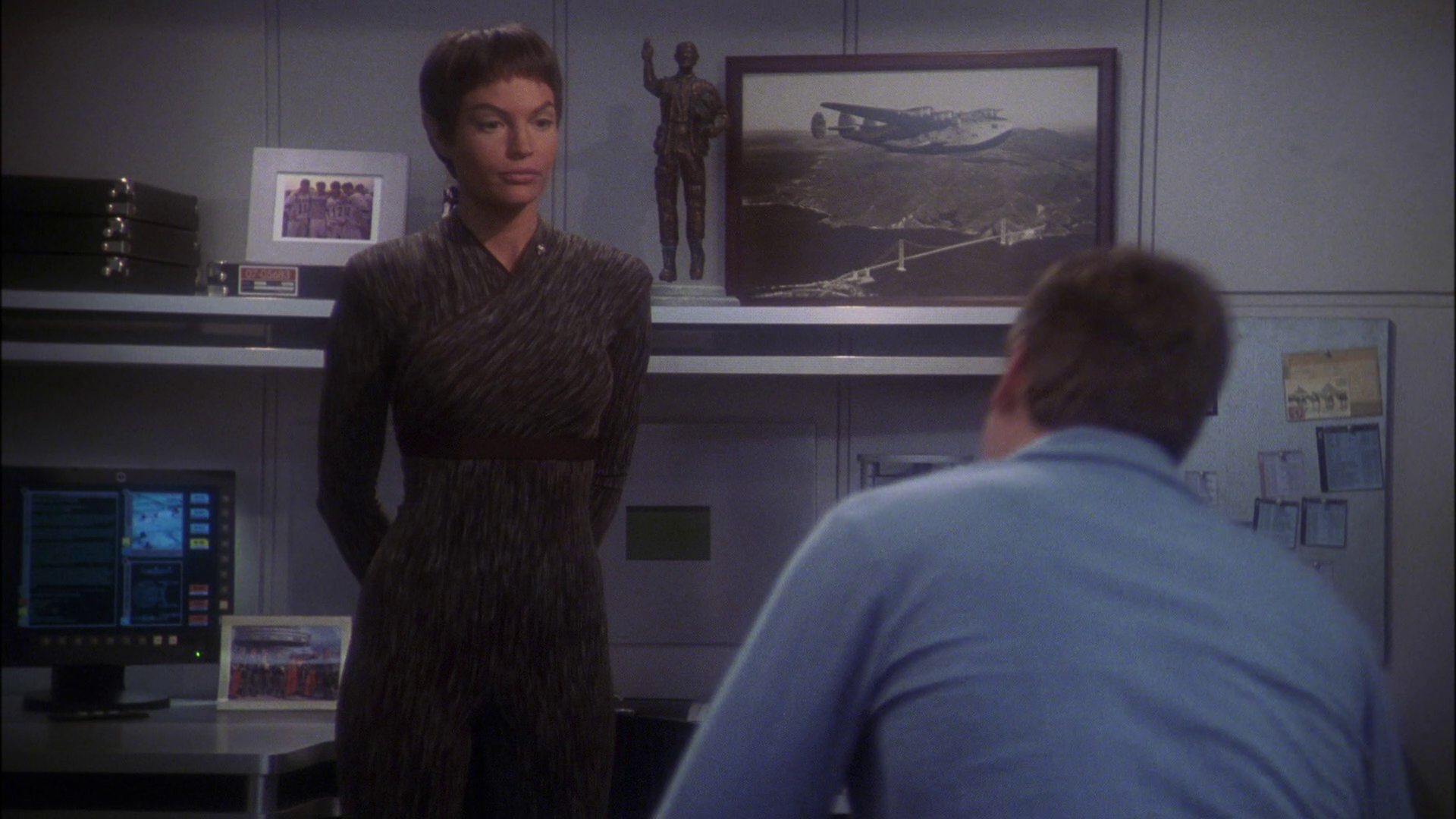 extant_StarTrek_ENT_1x23-FallenHero_2049.jpg