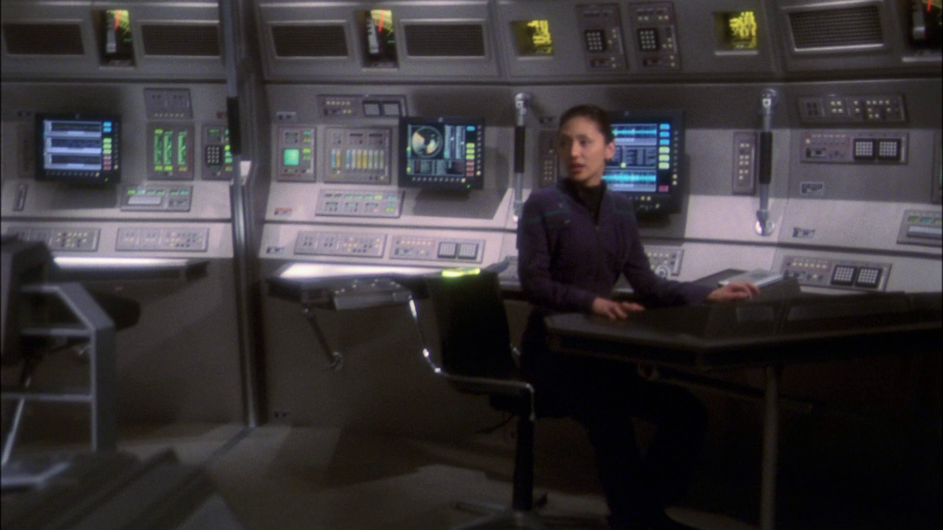 extant_StarTrek_ENT_1x23-FallenHero_2218.jpg