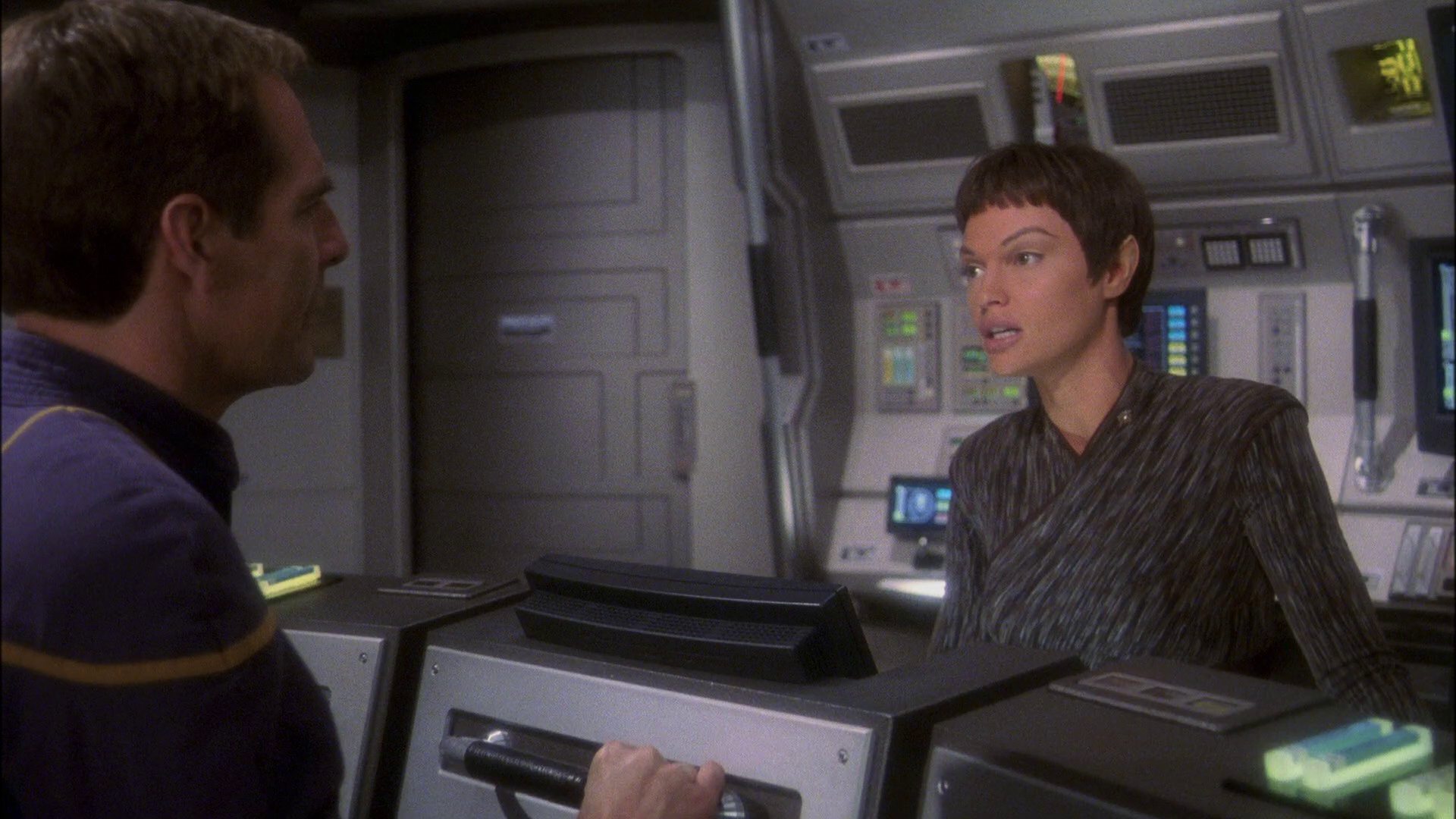 extant_StarTrek_ENT_1x23-FallenHero_2240.jpg