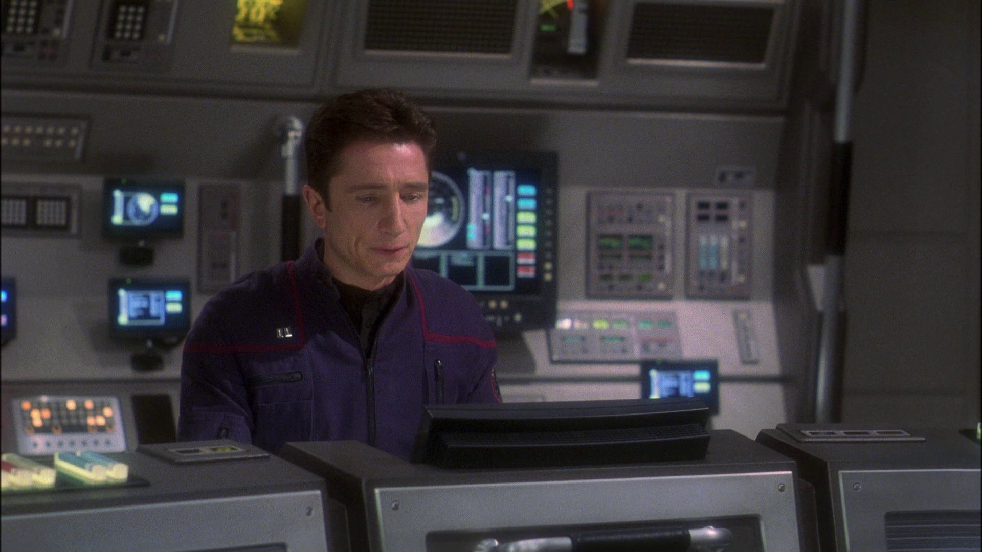extant_StarTrek_ENT_1x23-FallenHero_2274.jpg
