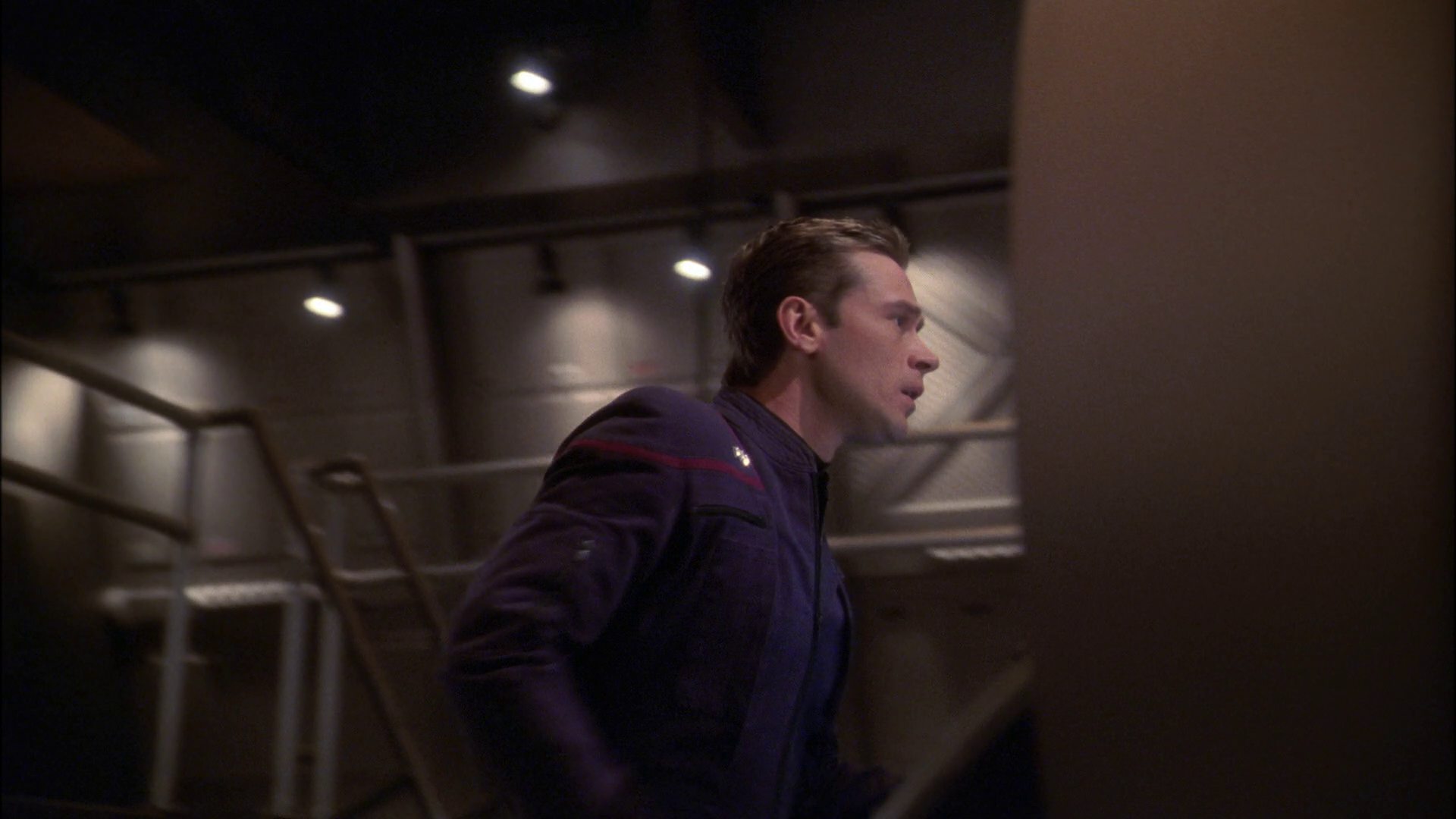 extant_StarTrek_ENT_1x23-FallenHero_2824.jpg