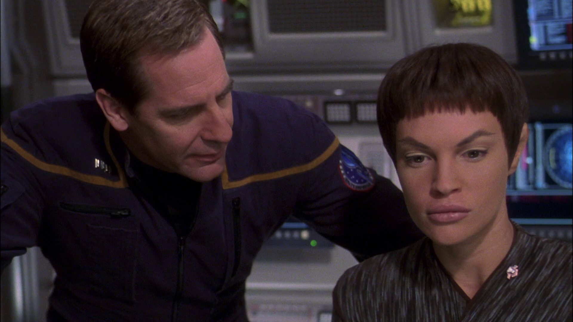 extant_StarTrek_ENT_1x23-FallenHero_2901.jpg