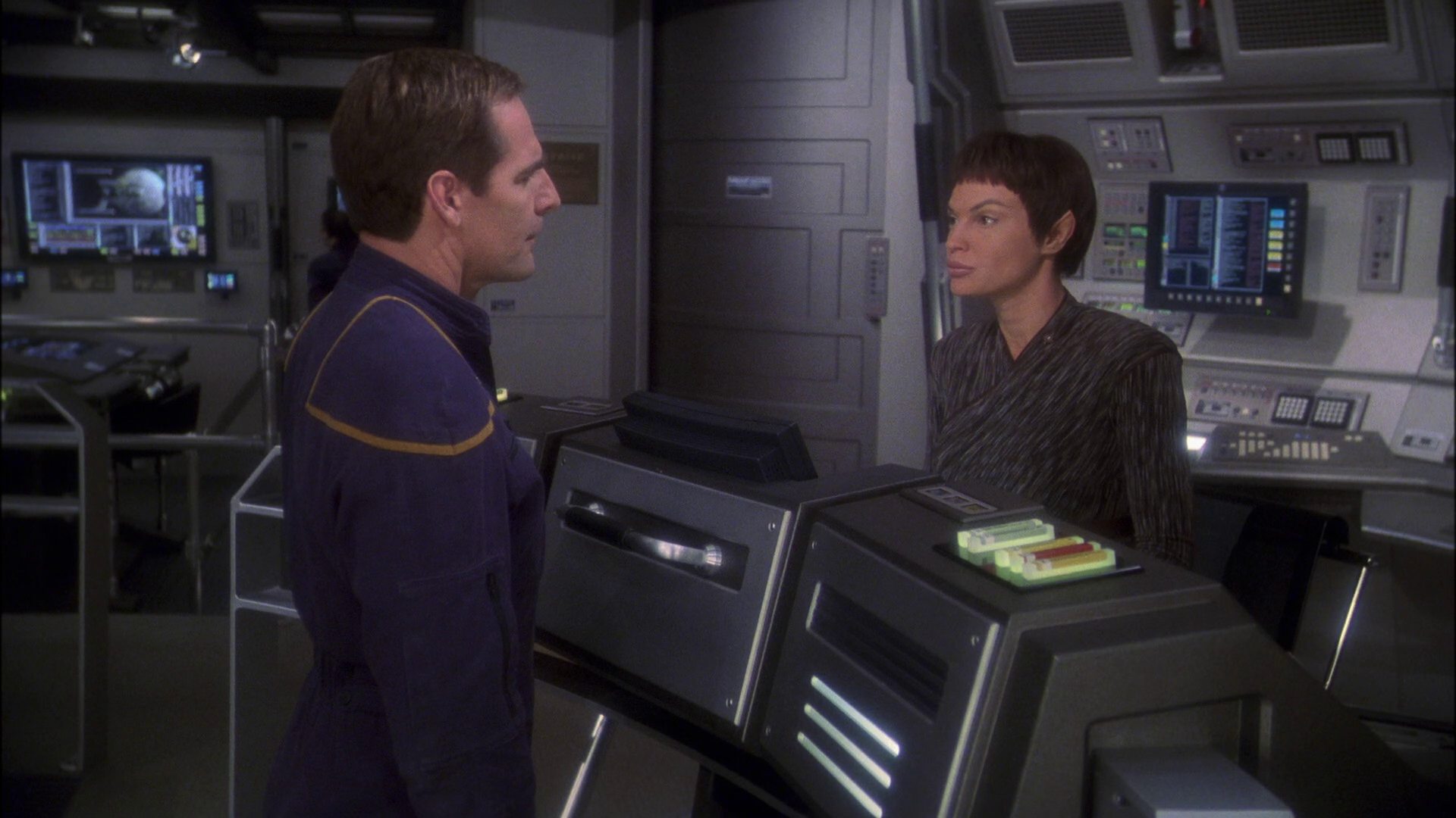 extant_StarTrek_ENT_1x23-FallenHero_3078.jpg