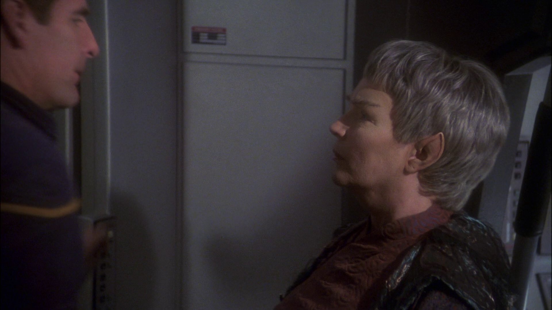extant_StarTrek_ENT_1x23-FallenHero_3107.jpg