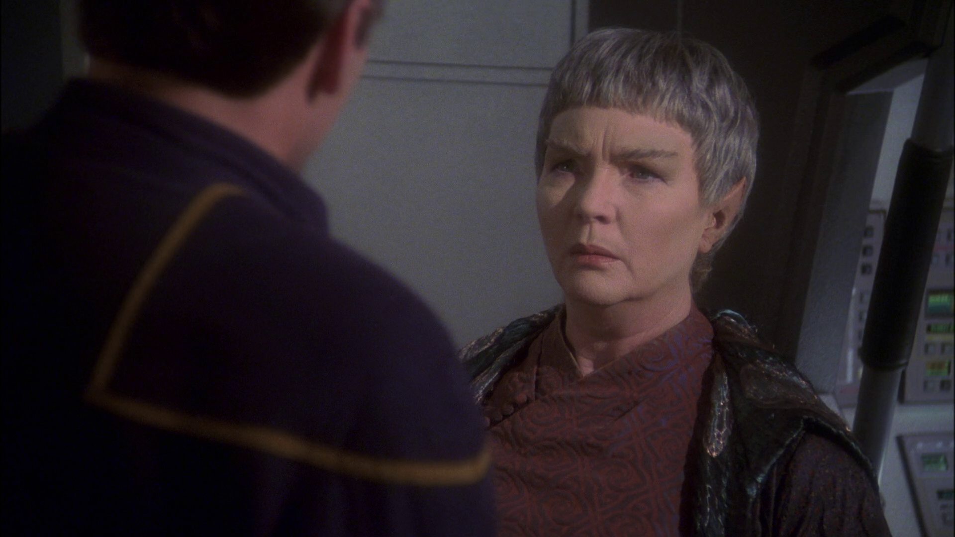 extant_StarTrek_ENT_1x23-FallenHero_3110.jpg