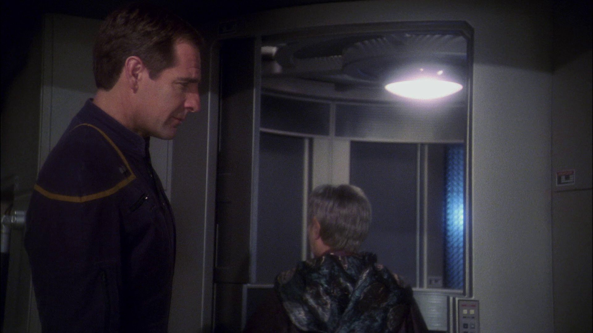 extant_StarTrek_ENT_1x23-FallenHero_3126.jpg