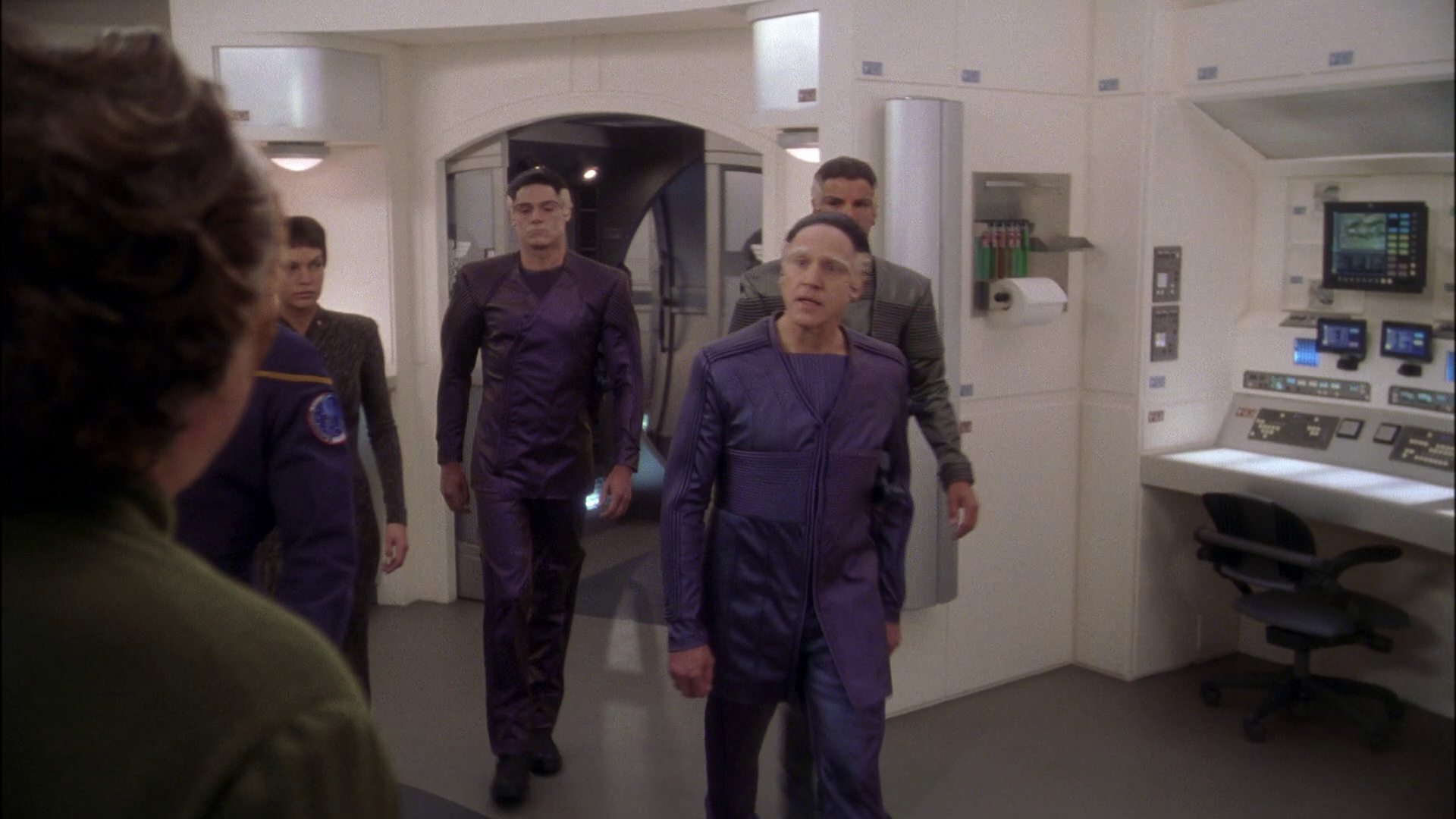 extant_StarTrek_ENT_1x23-FallenHero_3282.jpg