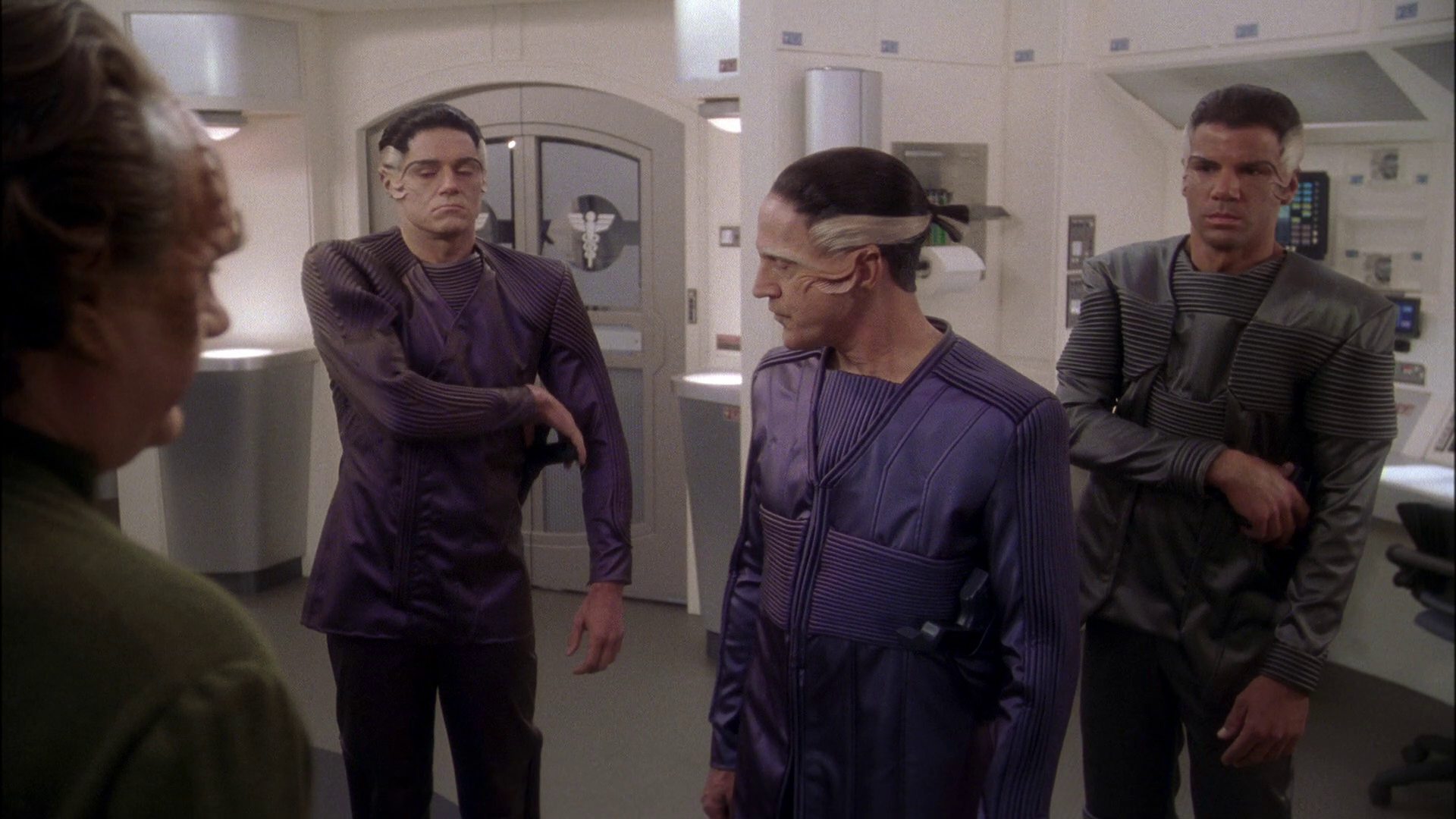 extant_StarTrek_ENT_1x23-FallenHero_3309.jpg