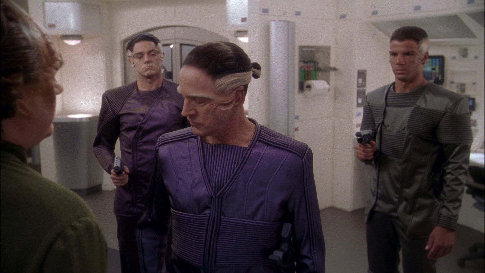 extant_StarTrek_ENT_1x23-FallenHero_3319.jpg