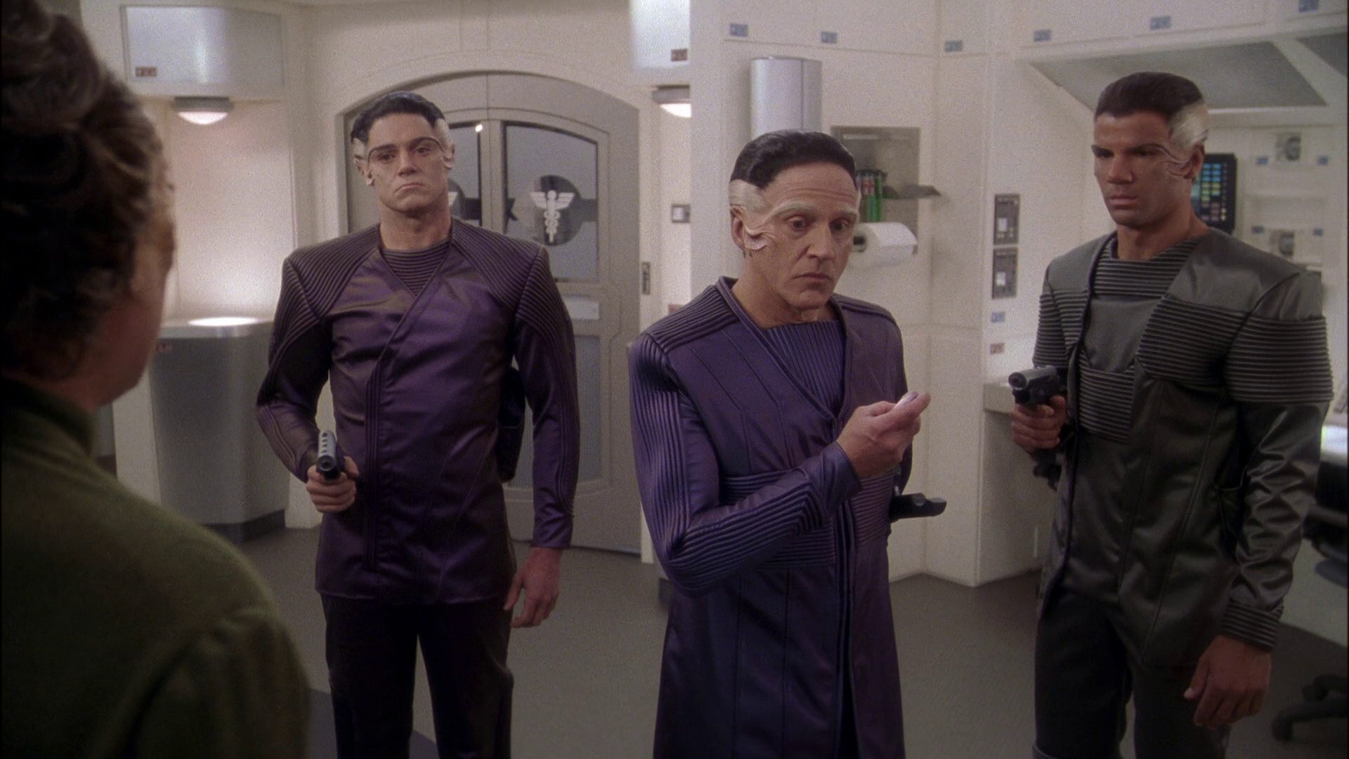 extant_StarTrek_ENT_1x23-FallenHero_3326.jpg