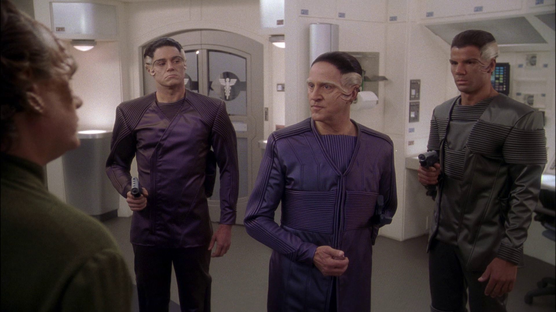 extant_StarTrek_ENT_1x23-FallenHero_3338.jpg