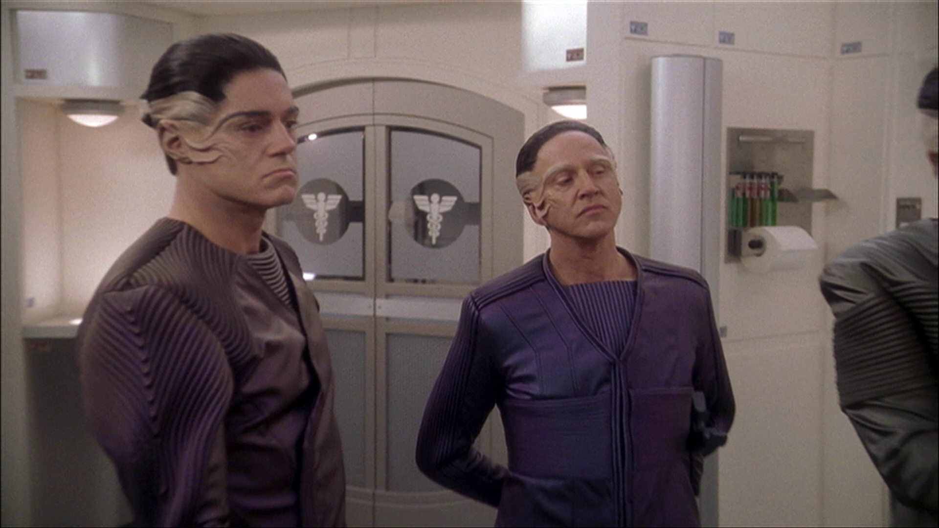 extant_StarTrek_ENT_1x23-FallenHero_3349.jpg