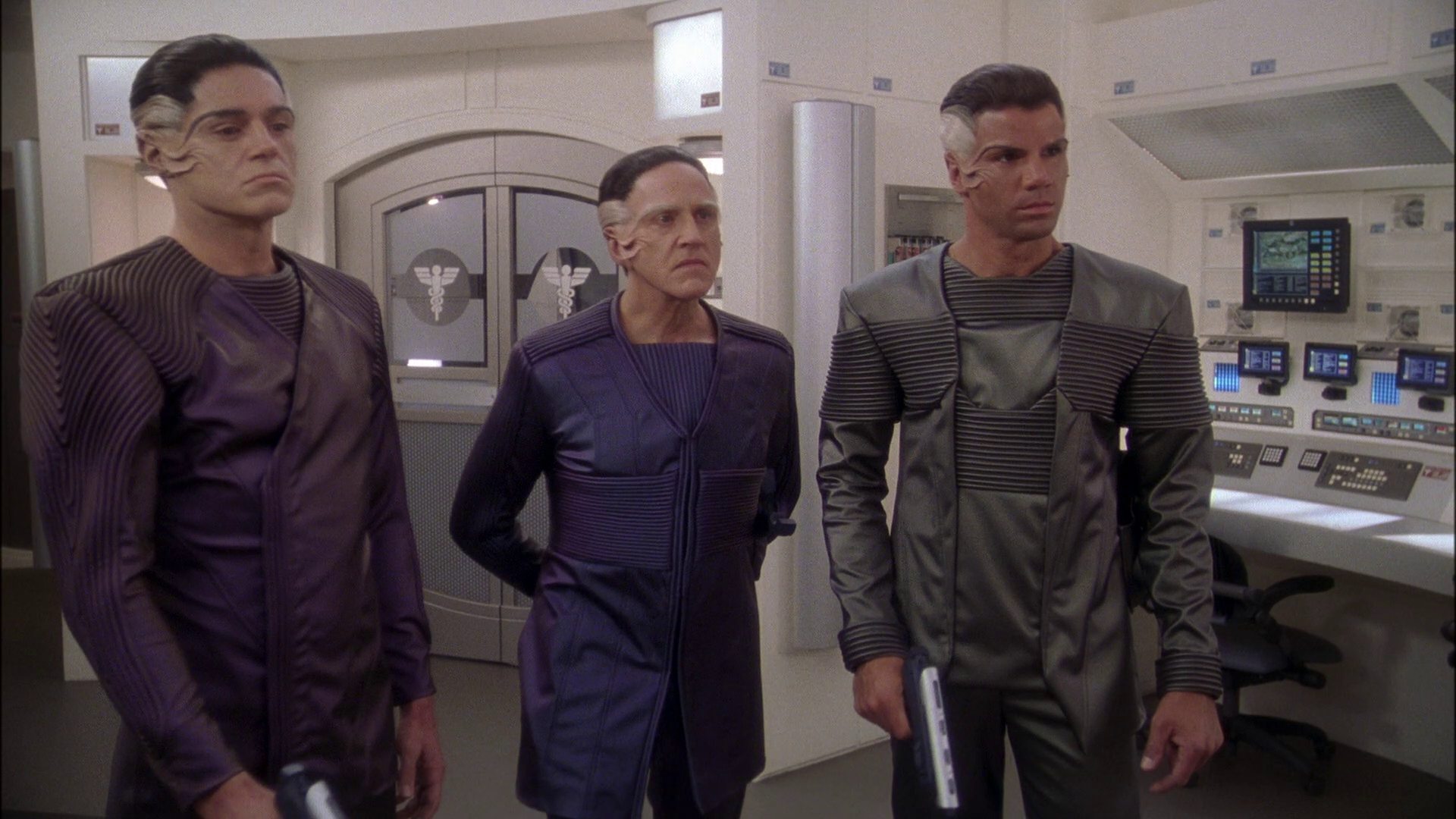 extant_StarTrek_ENT_1x23-FallenHero_3361.jpg