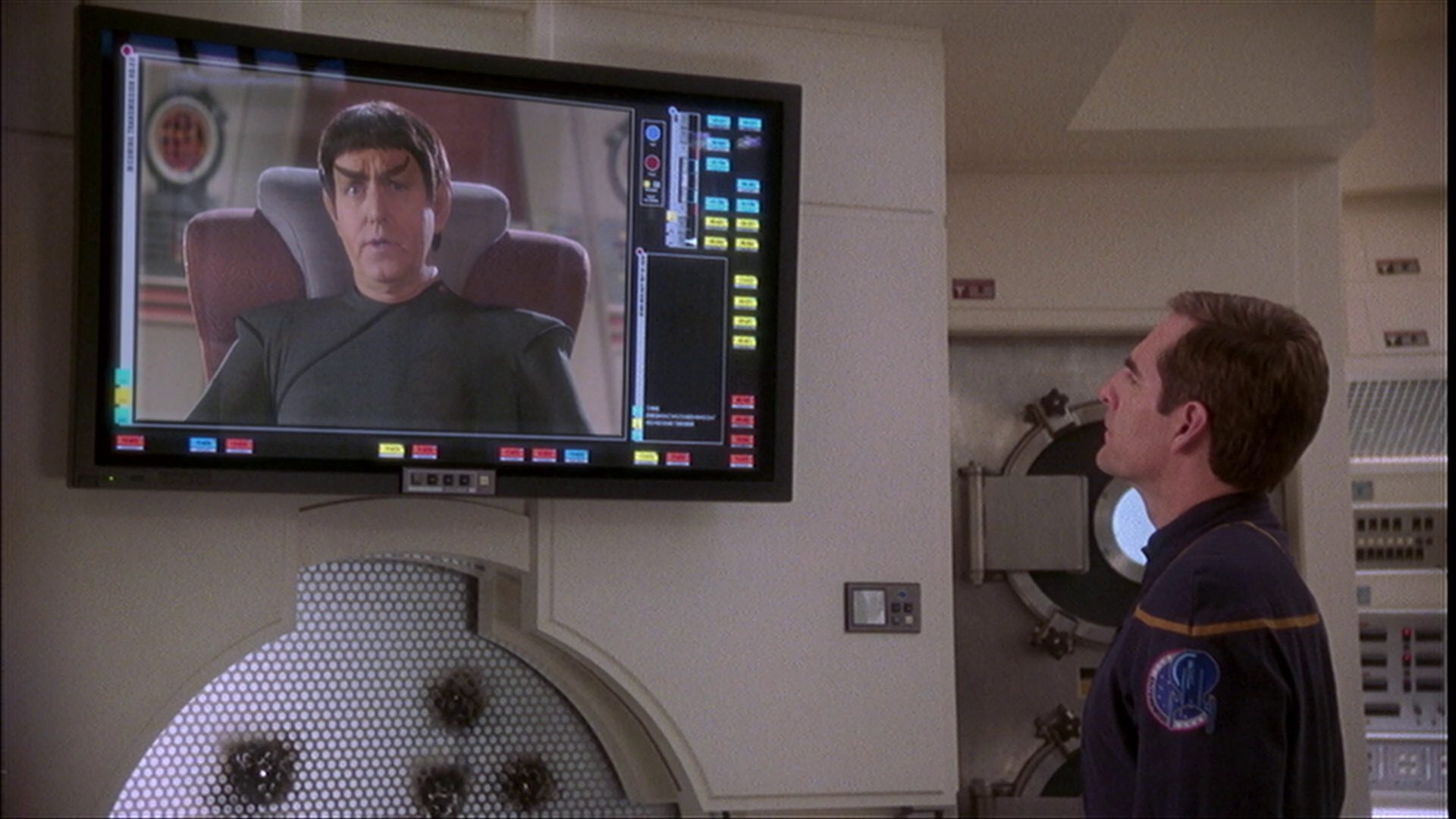 extant_StarTrek_ENT_1x23-FallenHero_3438.jpg