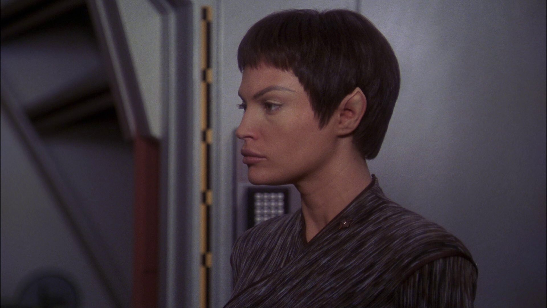 extant_StarTrek_ENT_1x23-FallenHero_3611.jpg