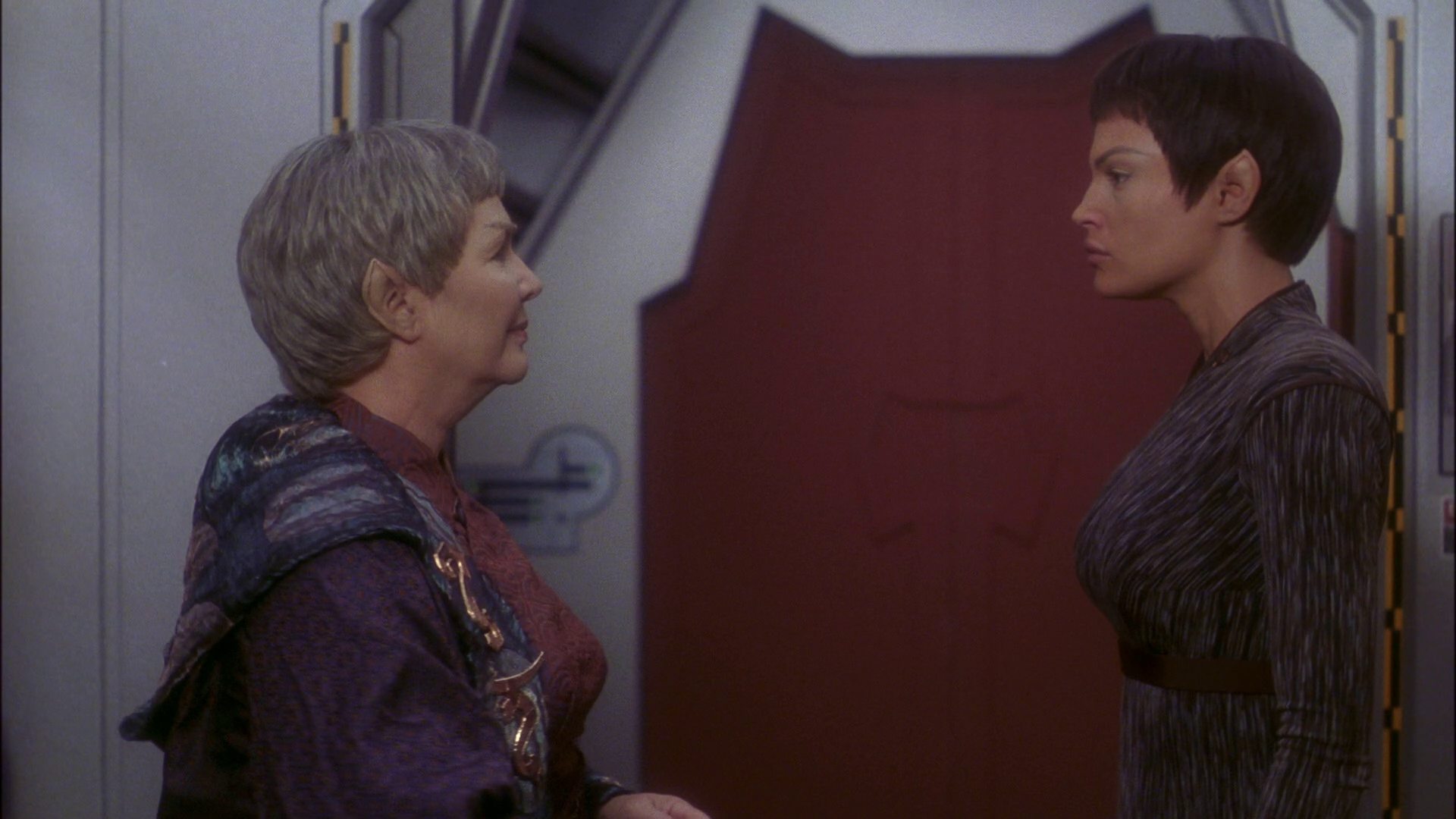 extant_StarTrek_ENT_1x23-FallenHero_3641.jpg