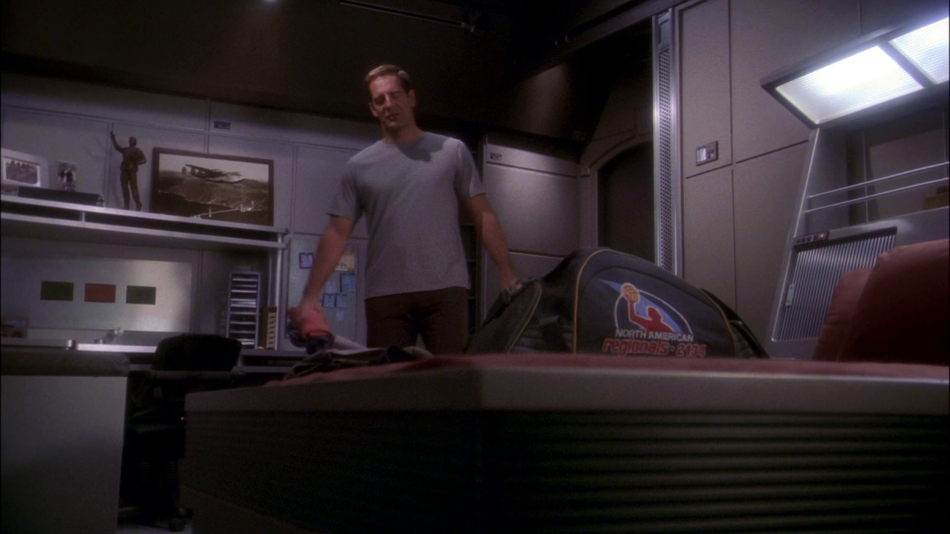 extant_StarTrek_ENT_1x24-DesertCrossing_0026.jpg