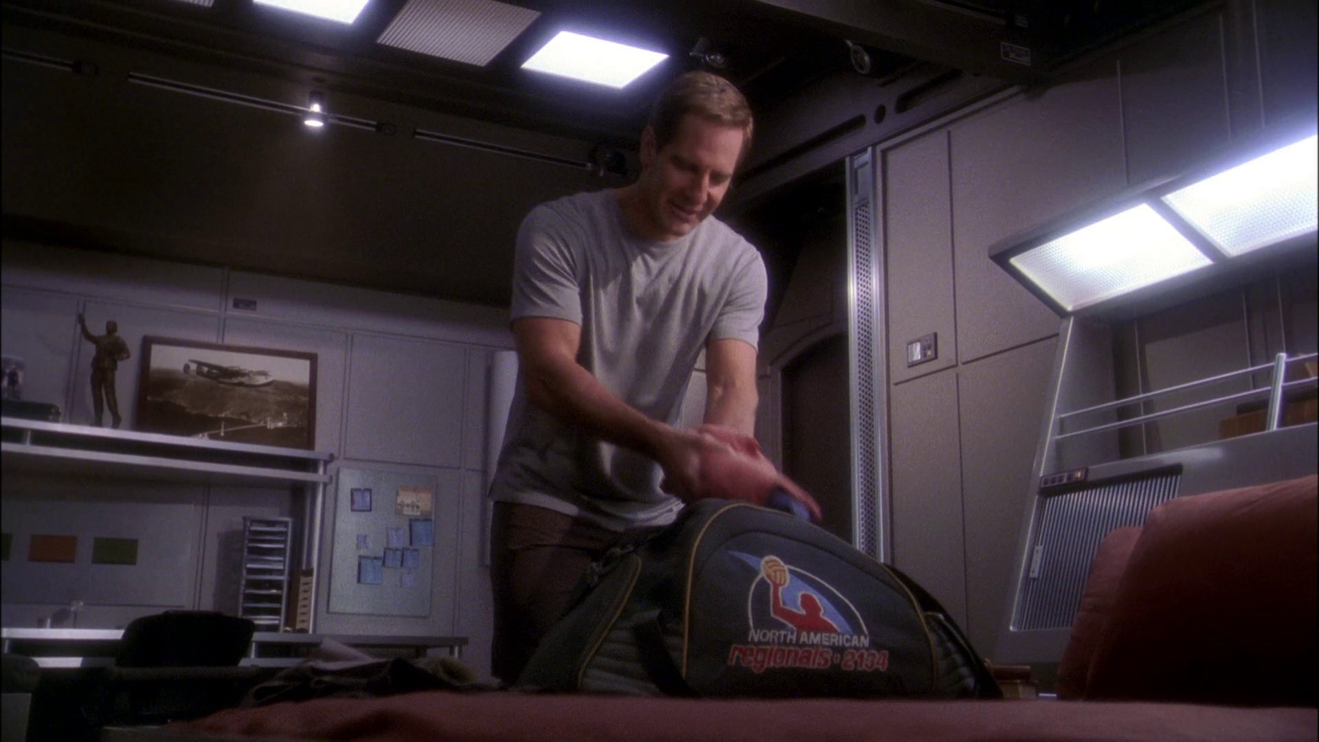 extant_StarTrek_ENT_1x24-DesertCrossing_0030.jpg