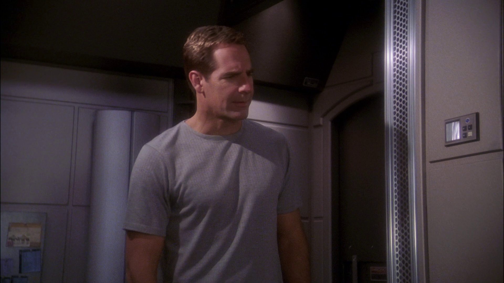 extant_StarTrek_ENT_1x24-DesertCrossing_0063.jpg