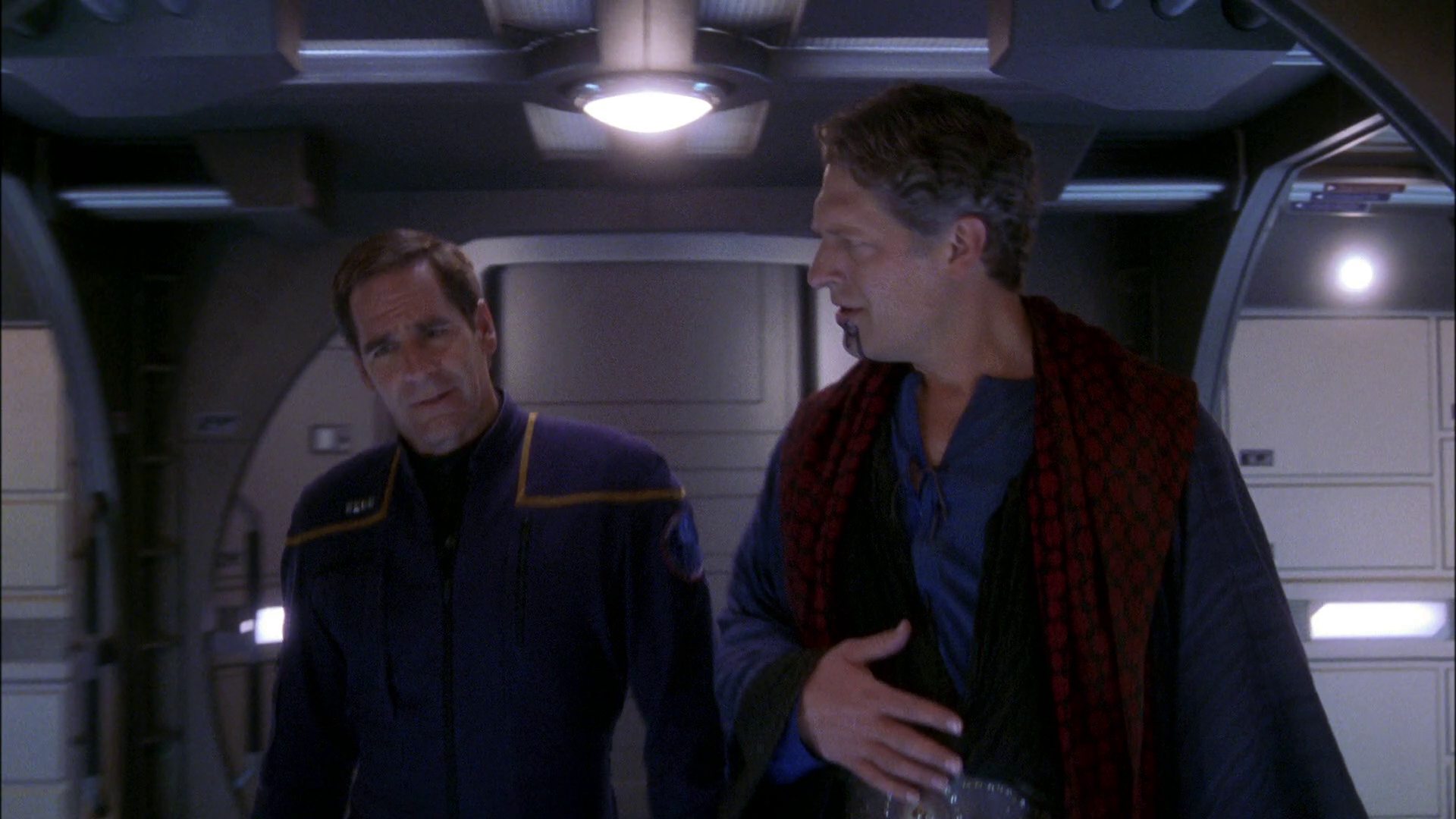 extant_StarTrek_ENT_1x24-DesertCrossing_0254.jpg
