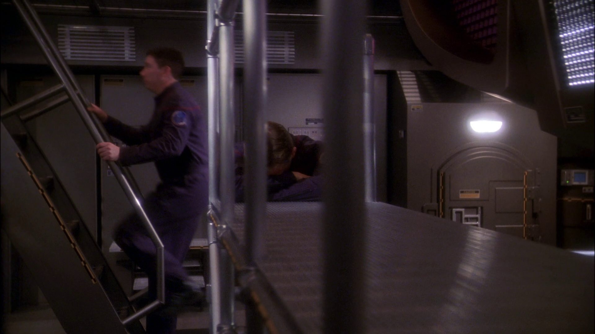 extant_StarTrek_ENT_1x24-DesertCrossing_0421.jpg