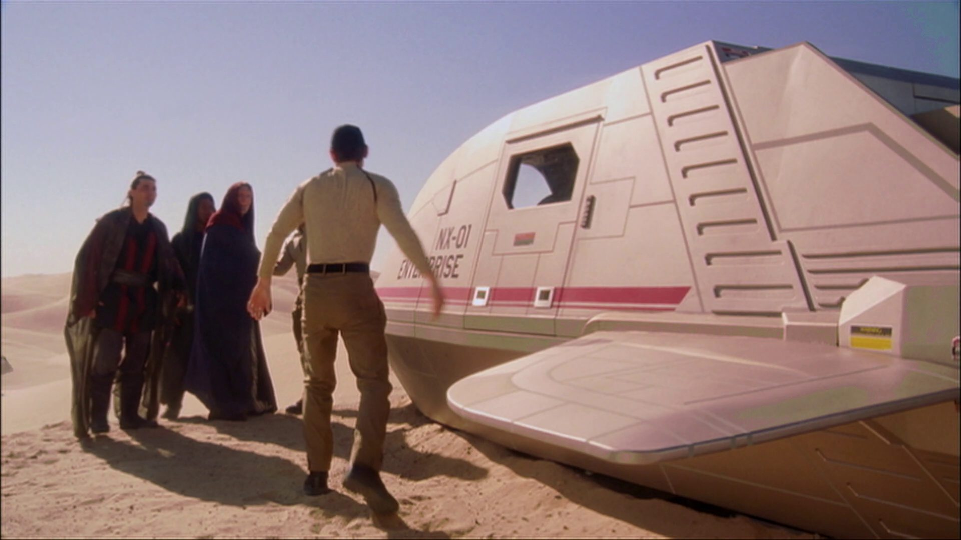 extant_StarTrek_ENT_1x24-DesertCrossing_0493.jpg