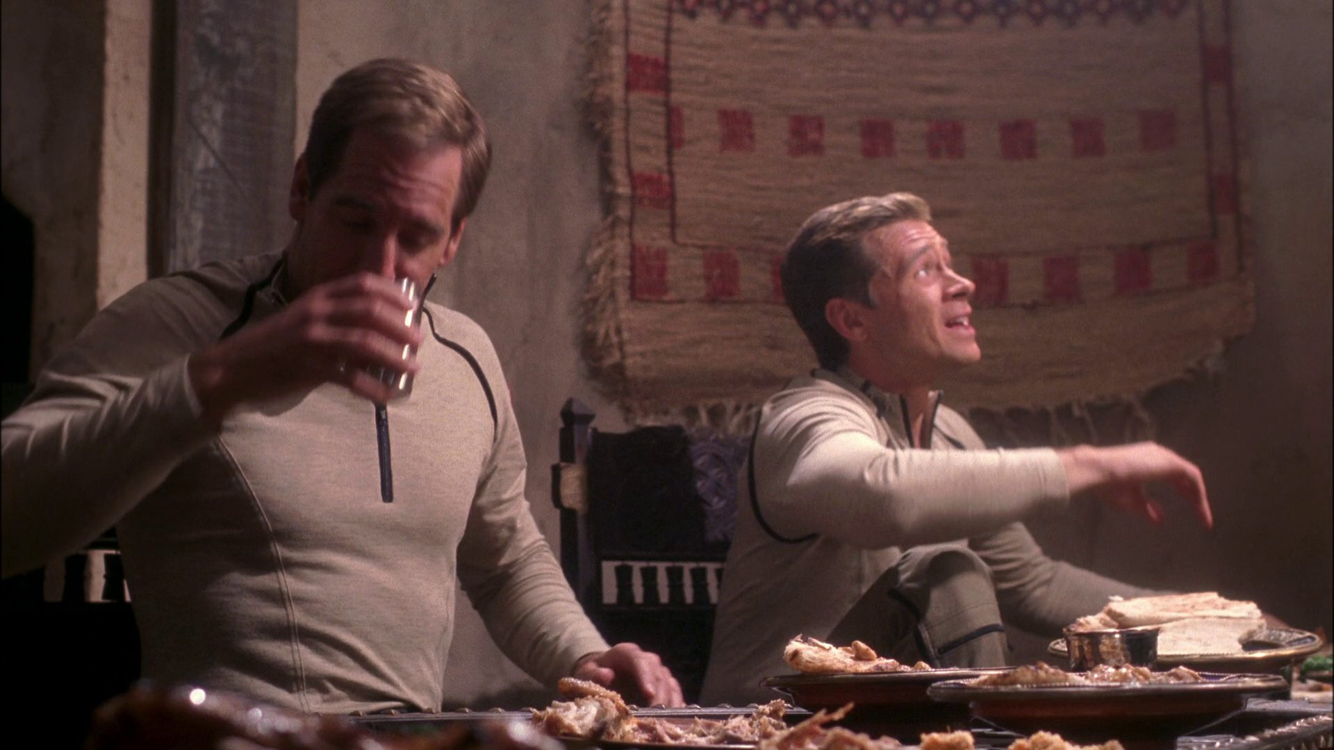 extant_StarTrek_ENT_1x24-DesertCrossing_0737.jpg