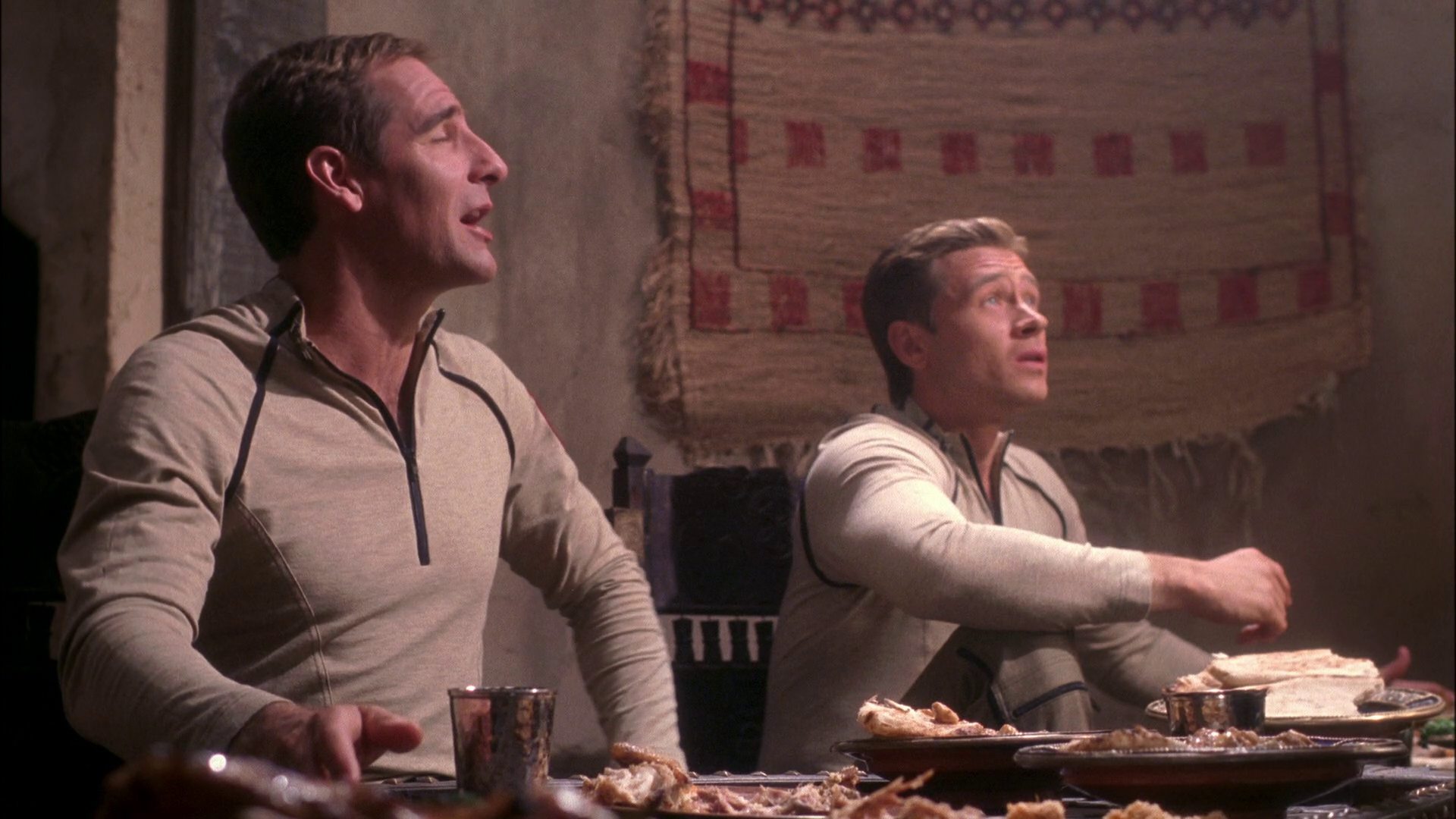 extant_StarTrek_ENT_1x24-DesertCrossing_0742.jpg