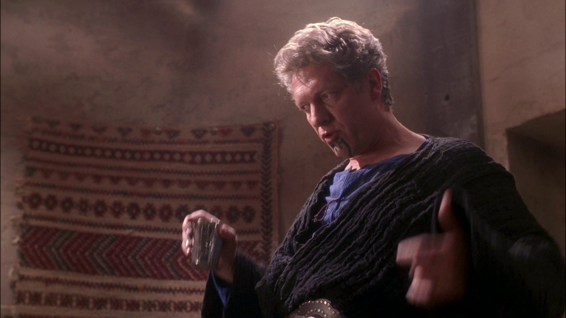 extant_StarTrek_ENT_1x24-DesertCrossing_0797.jpg